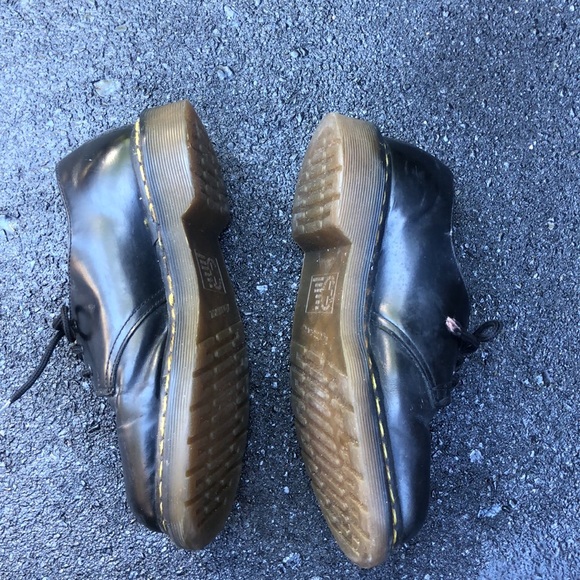 SOLD- Dr. Martens, 1461 unisex Derby Oxfords - Picture 6 of 13